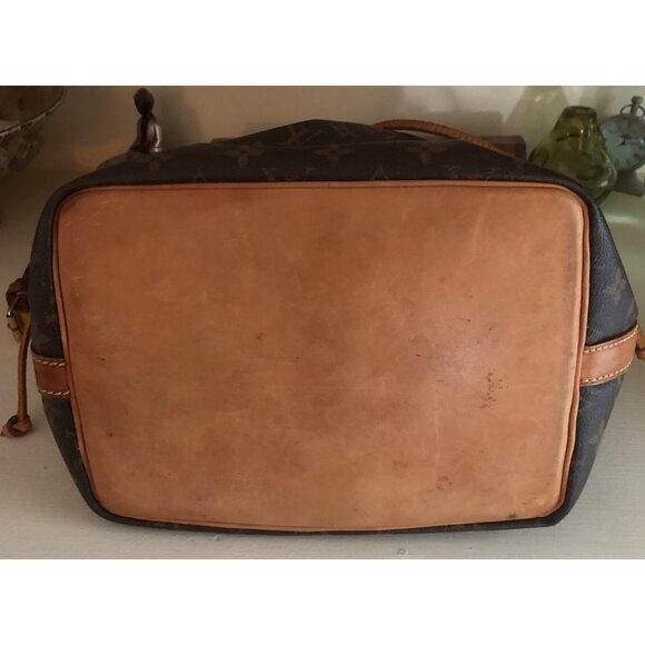 LOUIS VUITTON LV Monogram Petit Noe Shoulder Bag - Picture 8 of 16